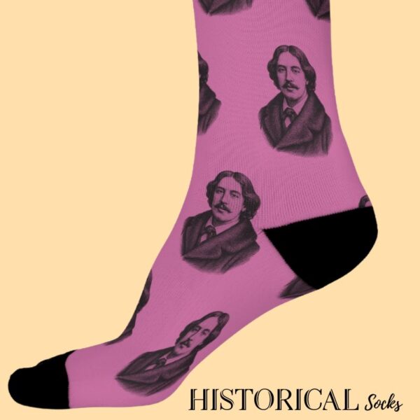 Oscar Wilde Pink Socks