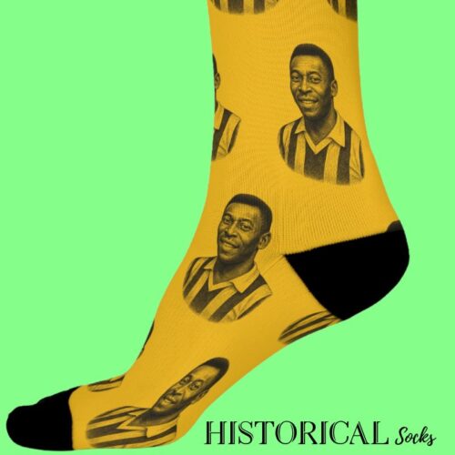 Pelé soccer player yellow socks