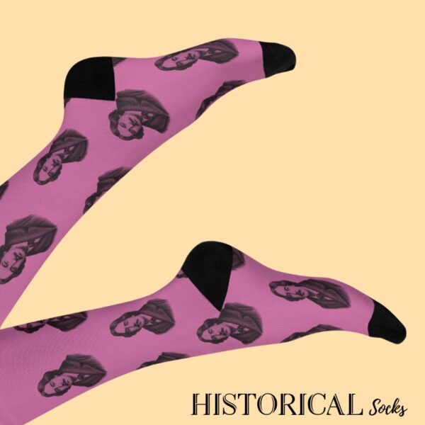 Pink socks Oscar Wilde